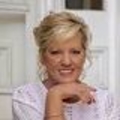 Yvonne Crews Real Estate Agent at First Realty Group