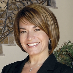 Veronica Gonzales - Albuquerque Real Estate Agent 