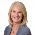Lesa Buck Real Estate Agent at Ruhl&Ruhl REALTORS Bettendorf