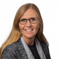 Lisa Schaeffer Real Estate Agent at Ruhl&Ruhl REALTORS Moline