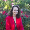 Andrea Lynch Real Estate Agent at eighty 8 realty